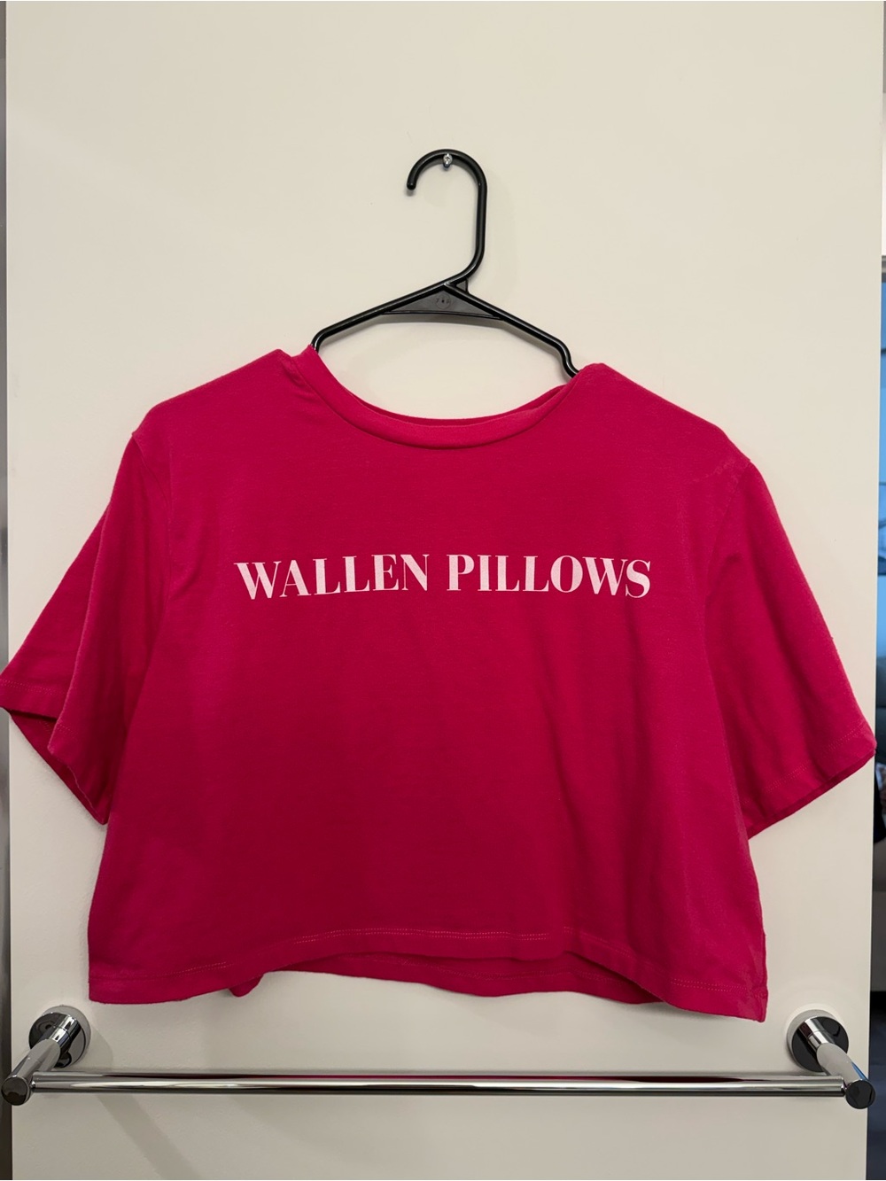 Rosio Hot Pink Cropped Logo Tee